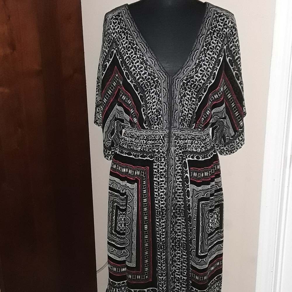 Cold Shoulder Geo Print Dress